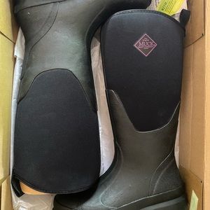 Muck Boots- Brand New- Never been worn